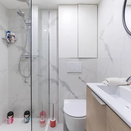 Champs-elysees/georgev Superbe 4p Parigi